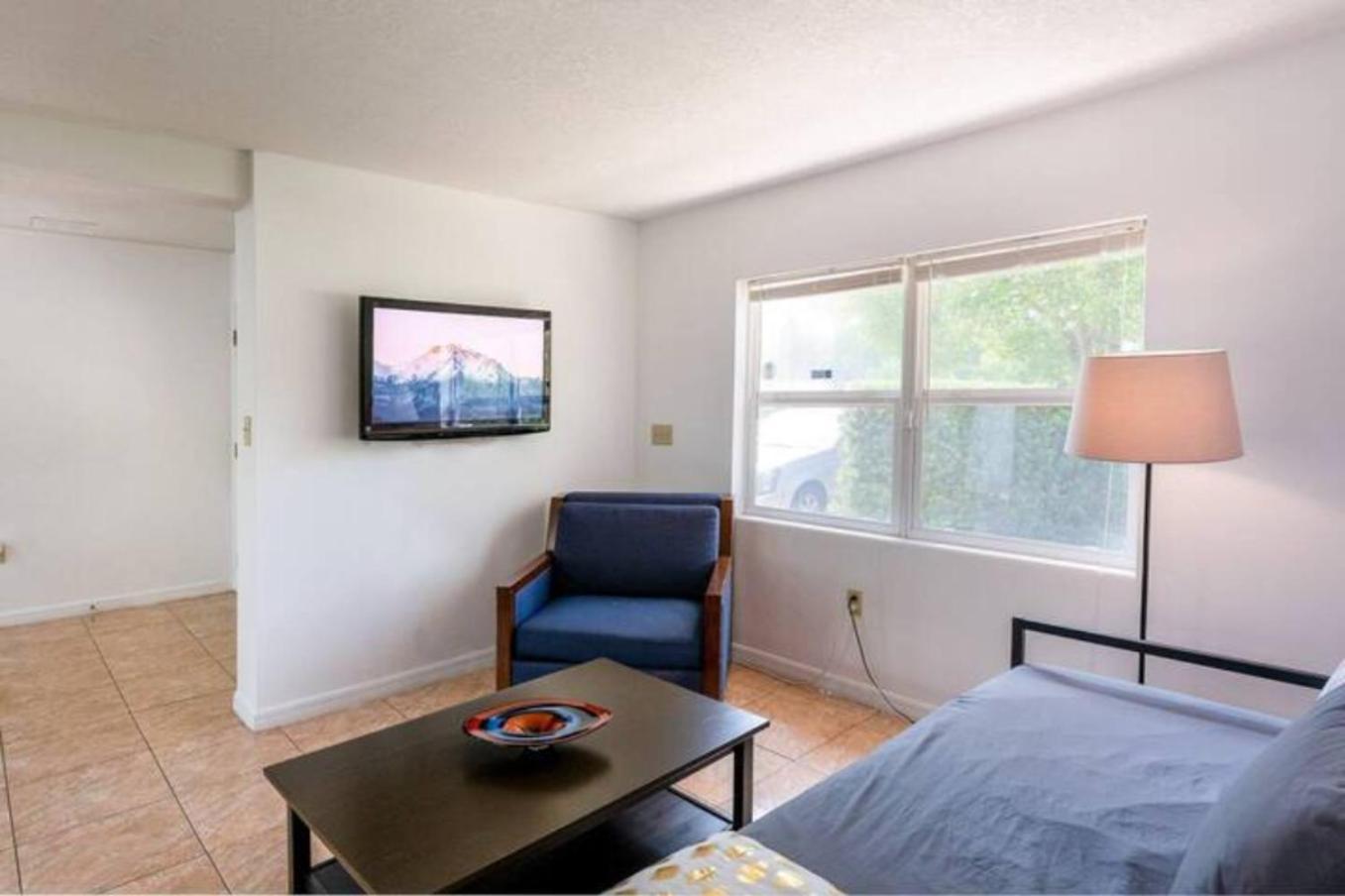 Modern 2 Bedroom In Orlandos Heart With Kitchen! *